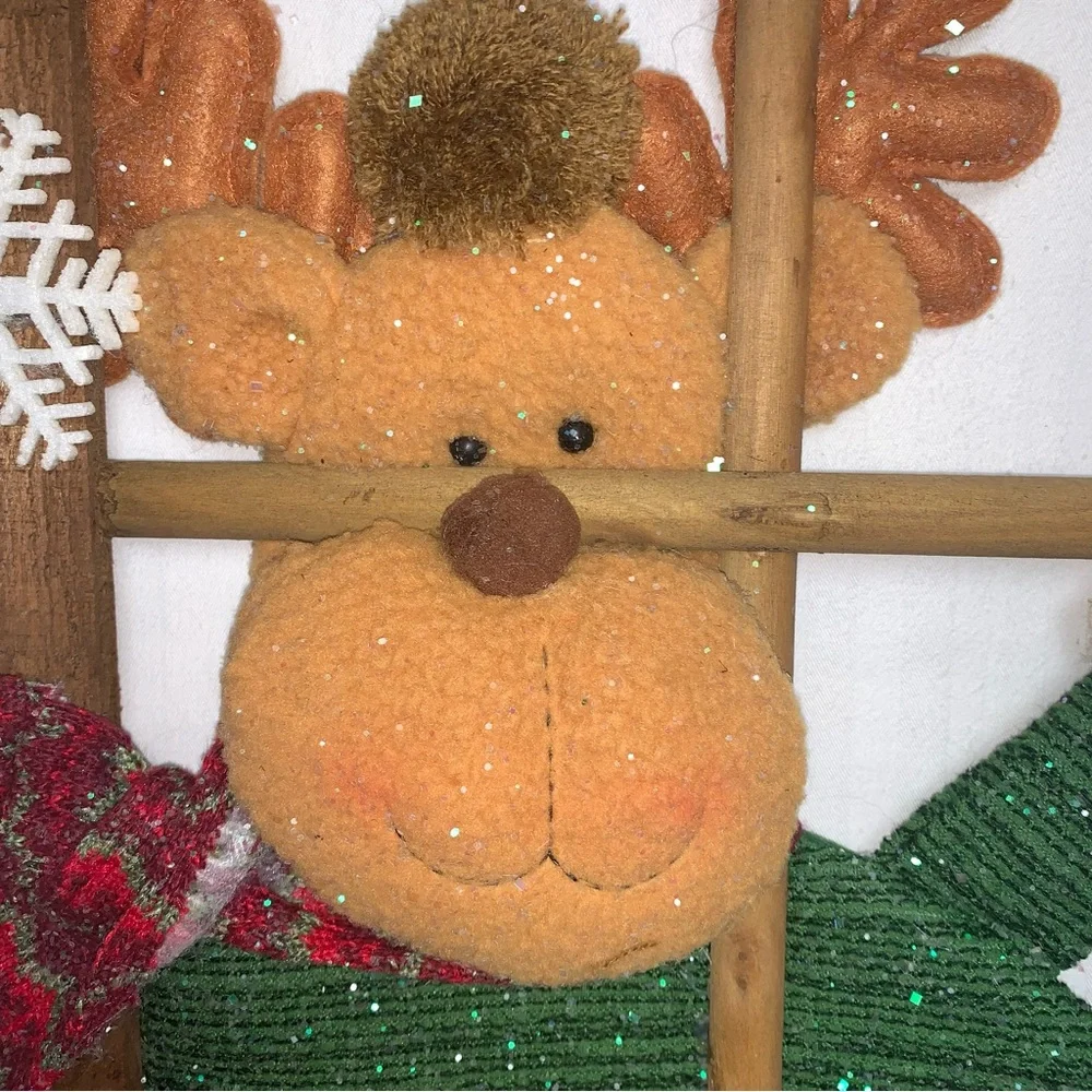 🆕 *RARE* Christmas Holiday Reindeer Window Wall Hanging Home Winter Decor Sign